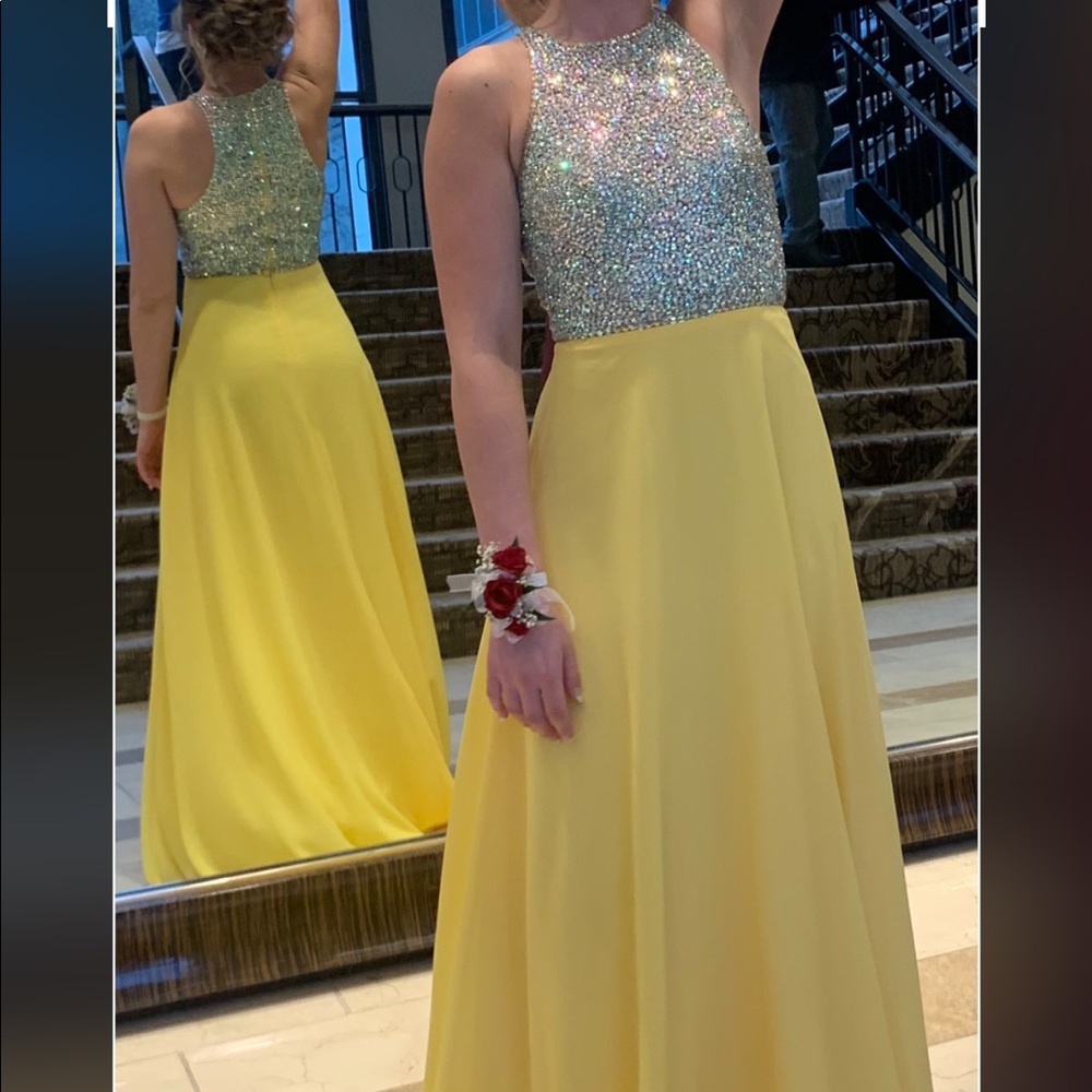 Prom dress
